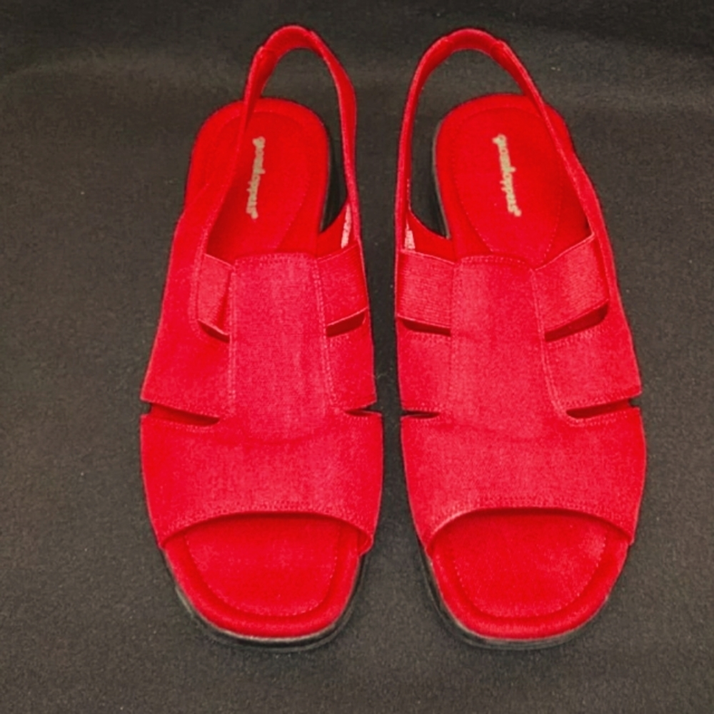 Grasshoppers Red Fabric Sandals